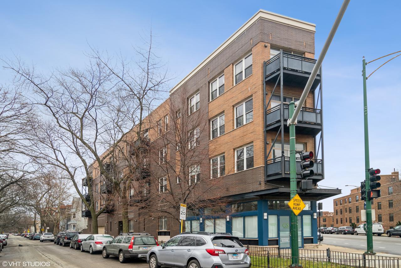 2143 W Wellington Ave. #205, Chicago, IL 60618