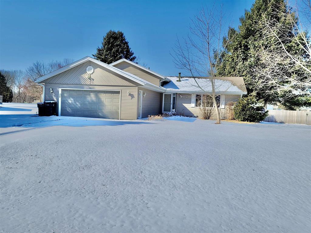 11392 Mt Vernon Rd., Roscoe, IL 61073