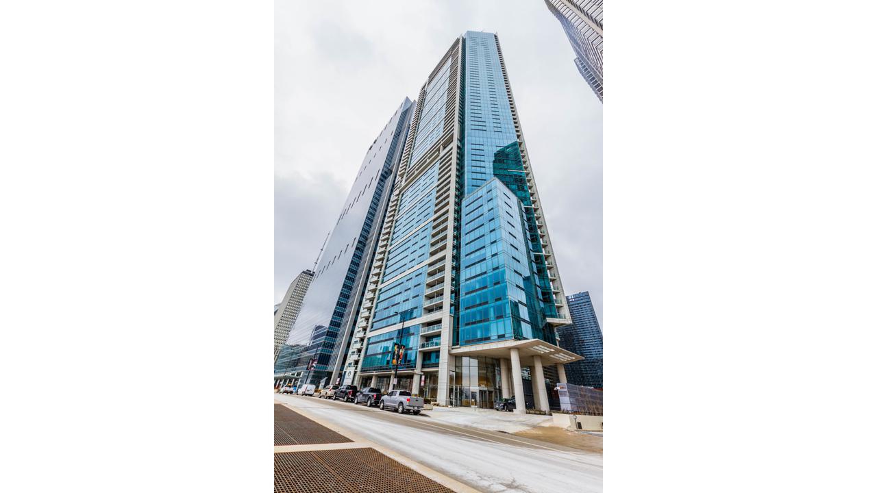 340 E Randolph St. #1106, Chicago, IL 60601