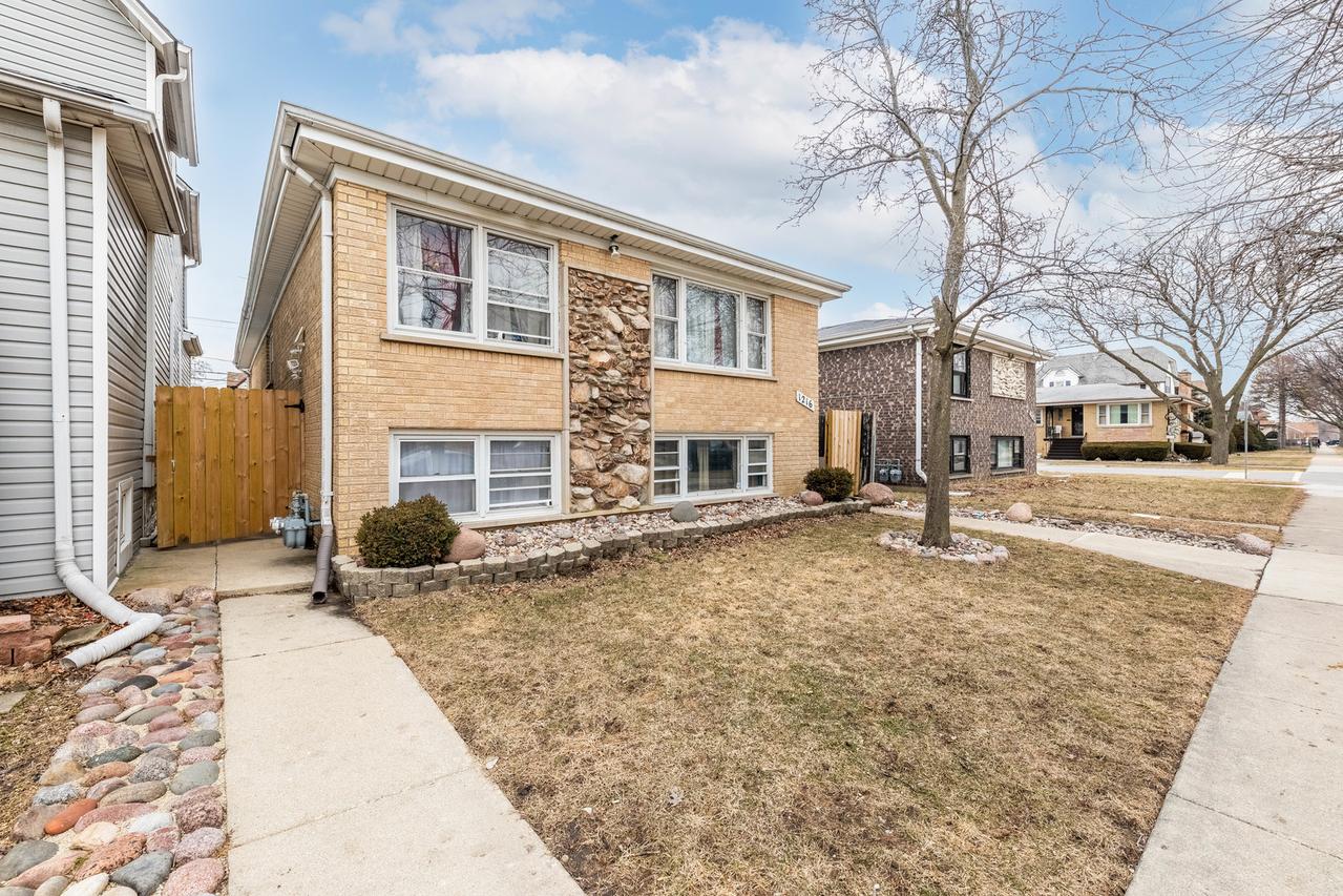 1216 N 20th Ave., Melrose Park, IL 60160