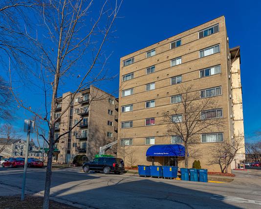314 Lathrop Ave. #207, Forest Park, IL 60130
