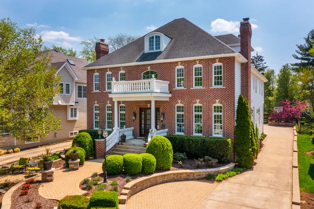 712 Prairie Ave., Naperville, IL 60540