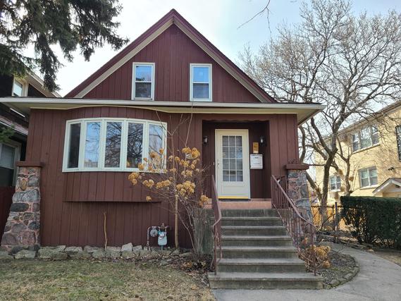 7634 Wilcox St., Forest Park, IL 60130