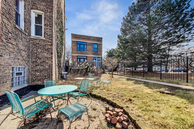 2851 W Division St., Chicago, IL 60622