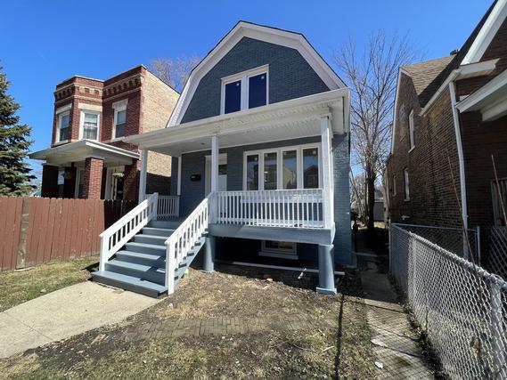 1055 N Drake Ave., Chicago, IL 60651
