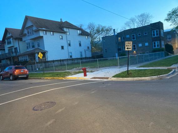 560 N Leclaire Ave., Chicago, IL 60644
