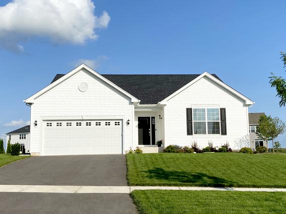 2327 Fairfield Ave., Yorkville, IL 60560