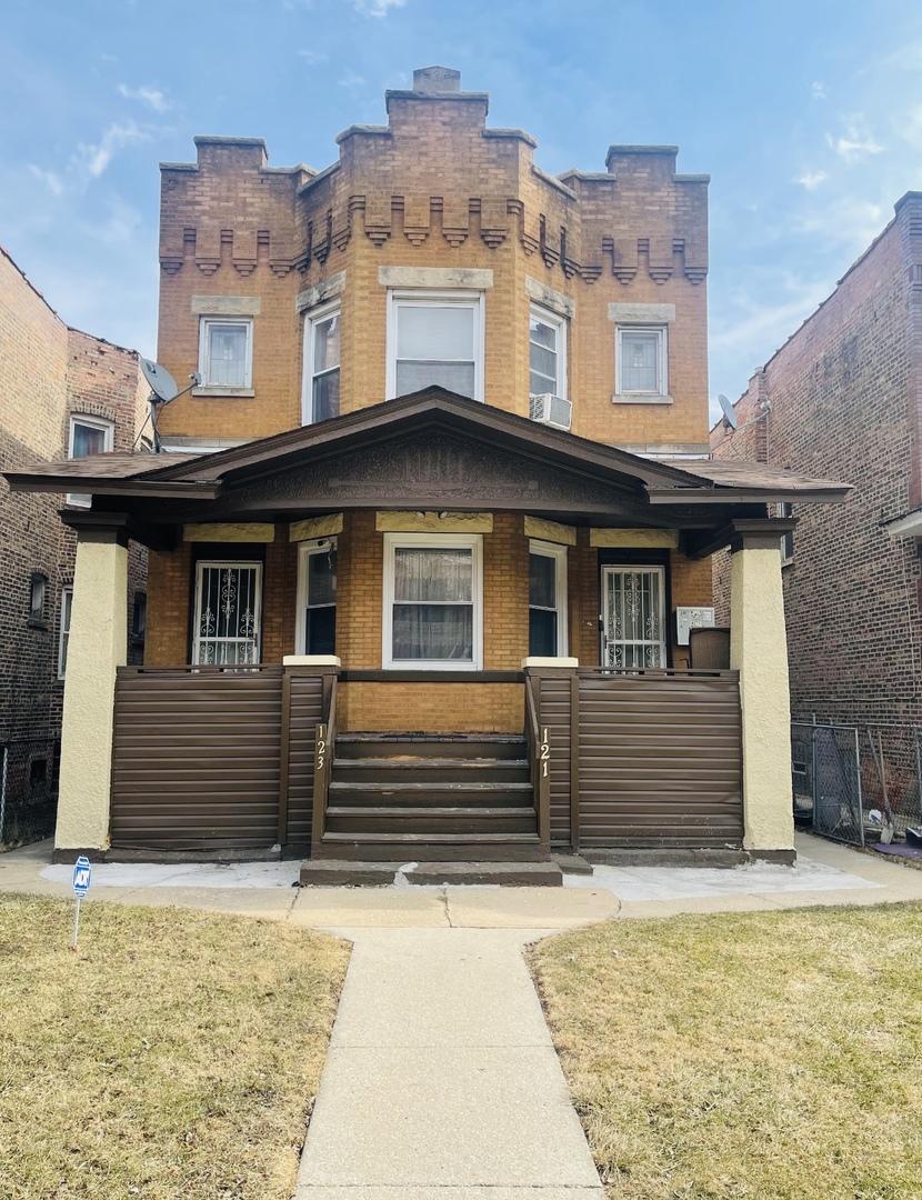 121 N Austin Blvd., Chicago, IL 60644