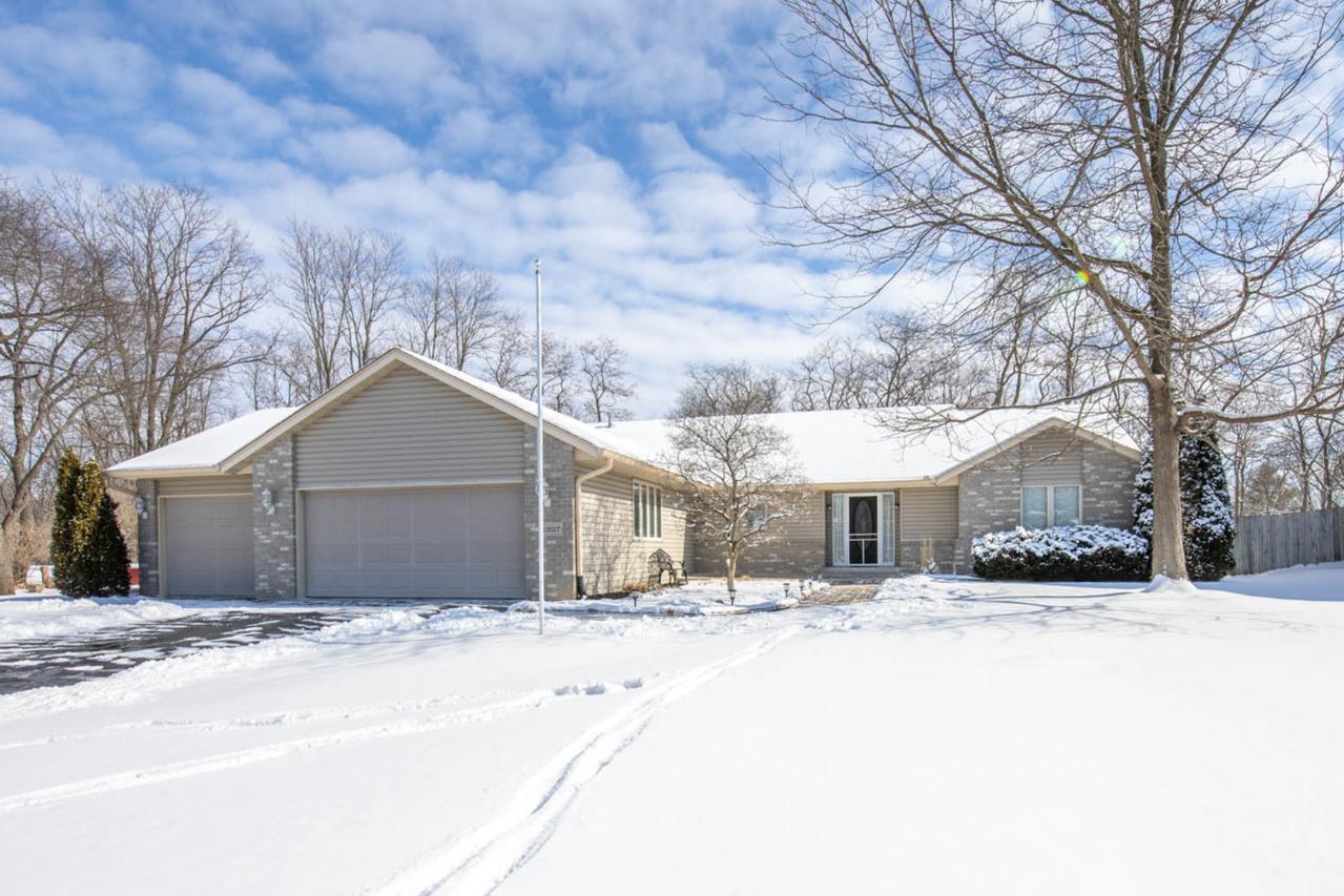 12017 Waidi Ave., Machesney Park, IL 61115