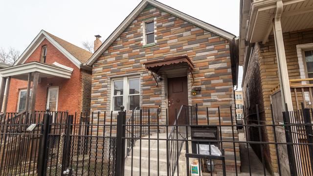 621 N Trumbull Ave., Chicago, IL 60624