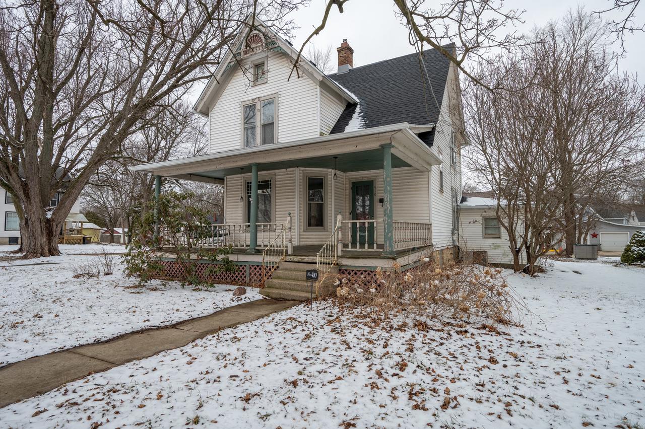 410 S 5th St., Oregon, IL 61061