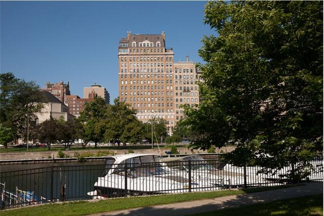 3500 N Lake Shore Dr. #10A, Chicago, IL 60657