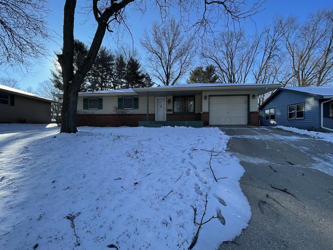 4713 Waukegan Dr., Rockford, IL 61108