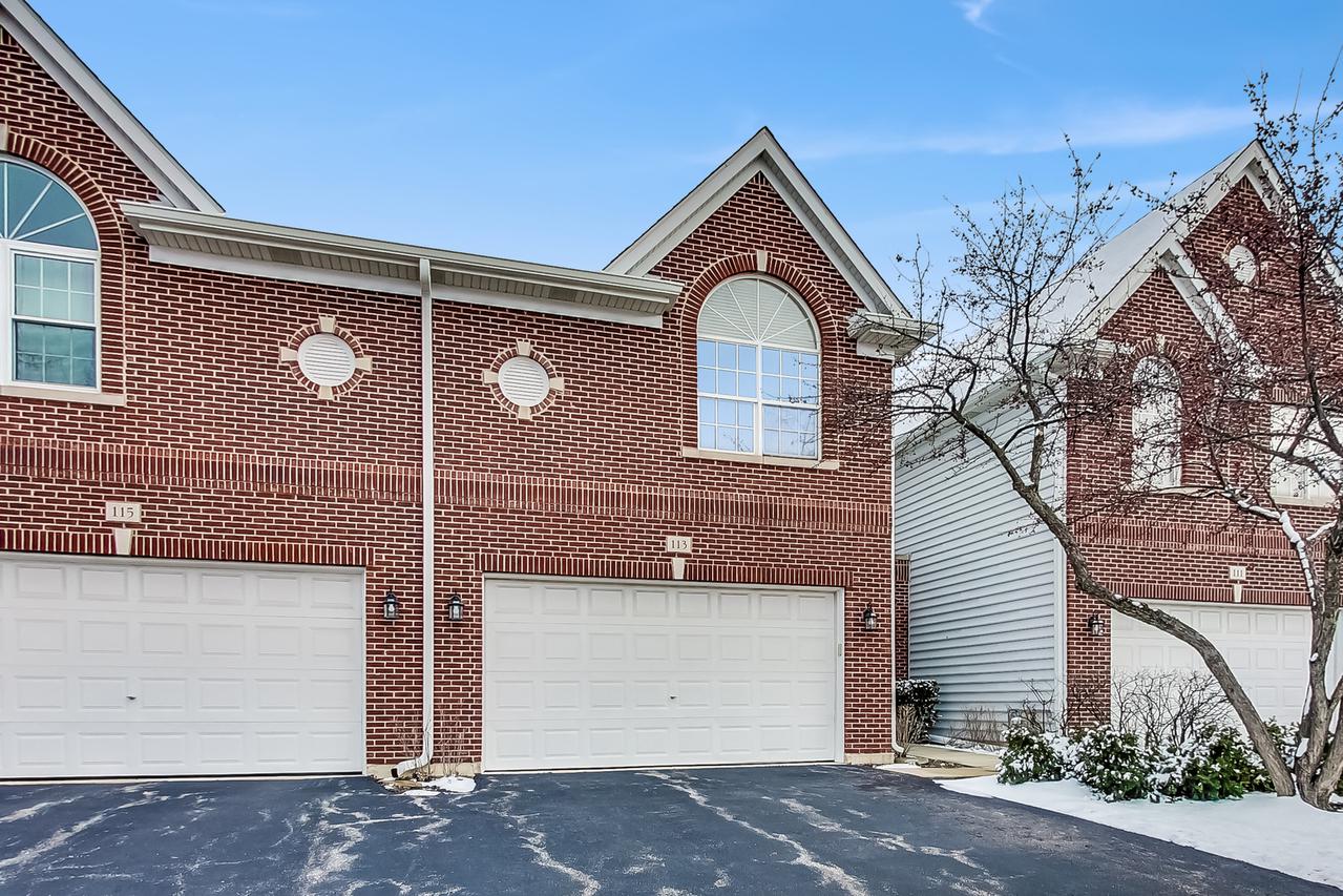 113 Allerton Dr., Schaumburg, IL 60194