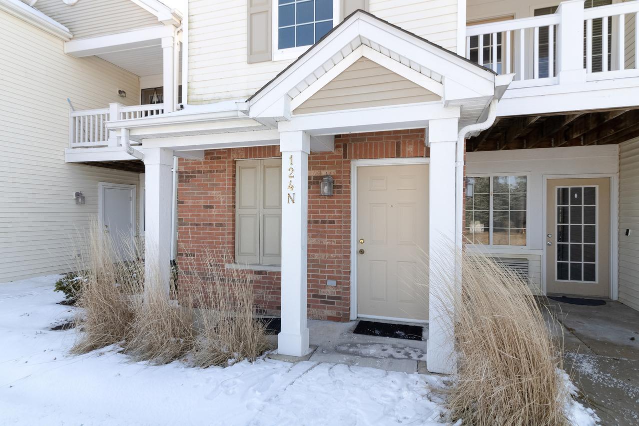 124 Bertram Dr. #N, Yorkville, IL 60560