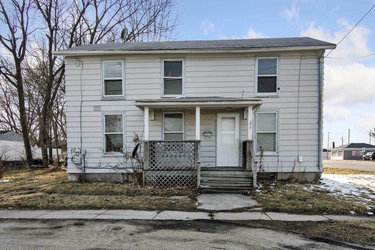 204 S Hugh St., Plano, IL 60545