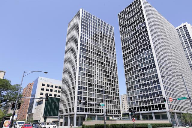340 W Diversey Pkwy. #817, Chicago, IL 60657