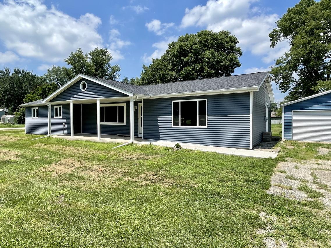 109 Douglas St., Putnam, IL 61560
