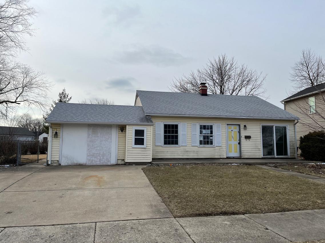 501 Arlington Dr., Romeoville, IL 60446