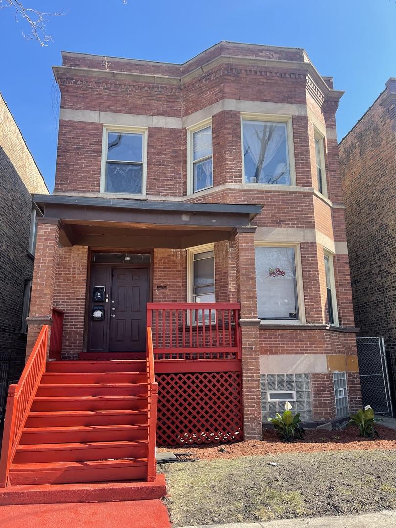7037 S Carpenter St., Chicago, IL 60621