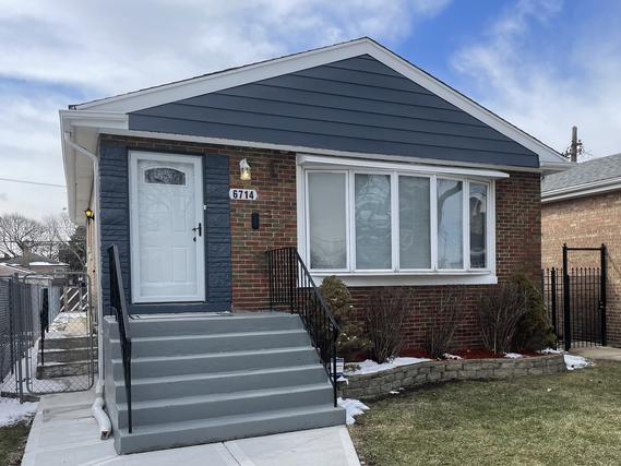 6714 S Michigan Ave., Chicago, IL 60637