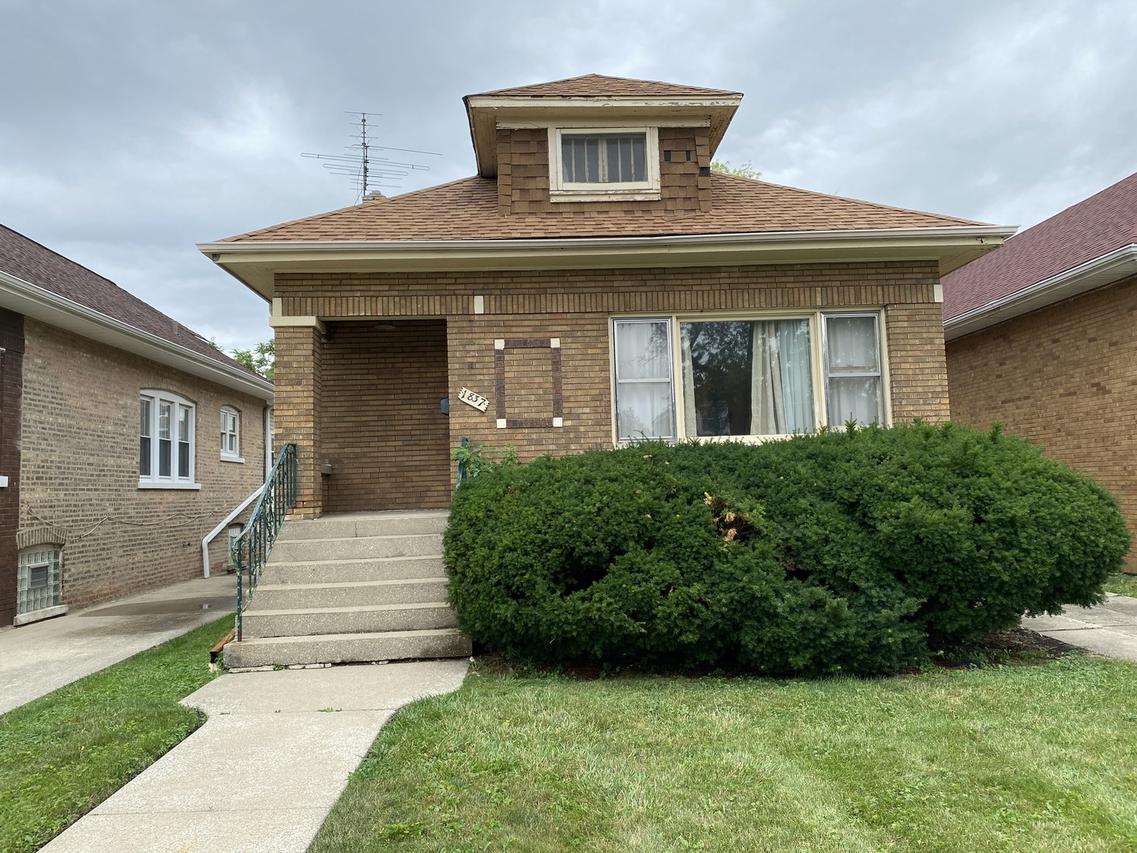 1837 S 11th Ave., Maywood, IL 60153
