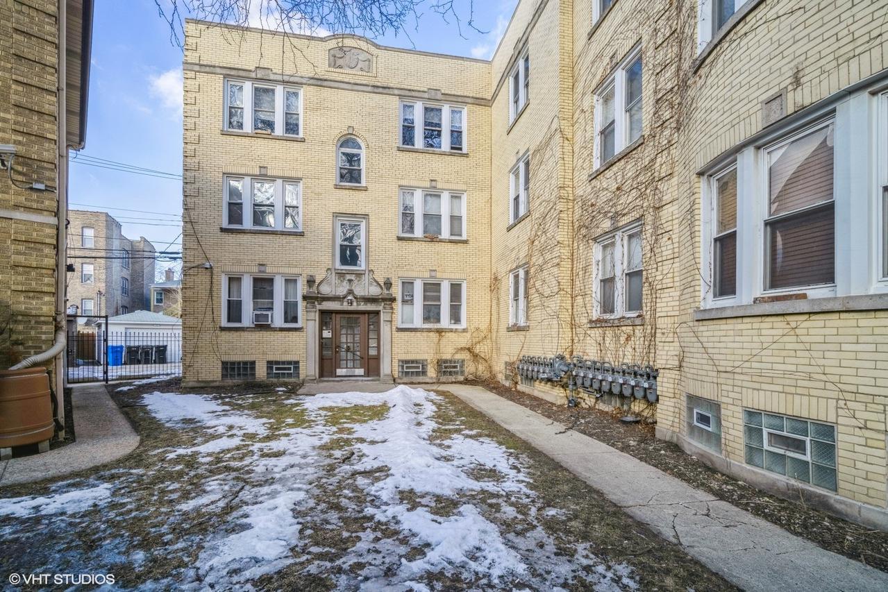 4450 W Gunnison St. #3C, Chicago, IL 60630