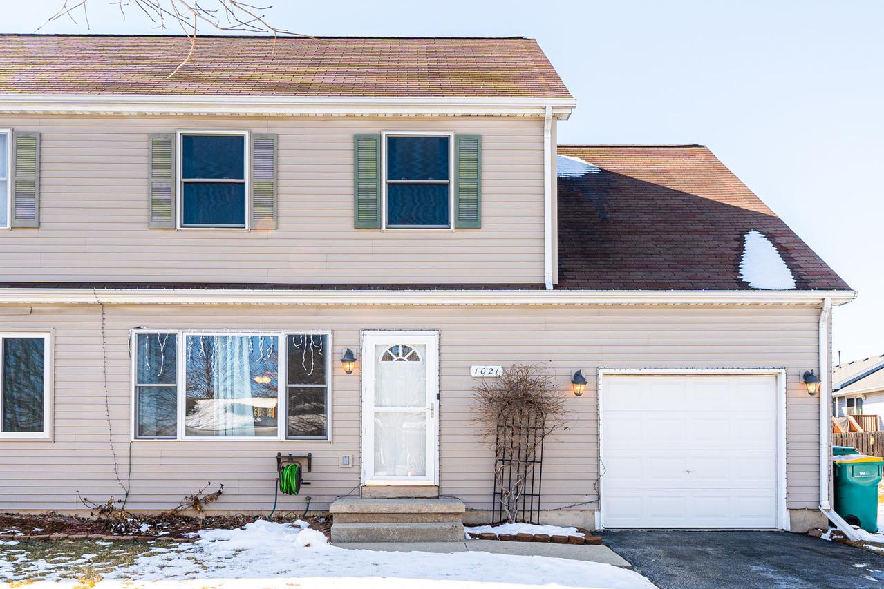 1021 Emmsen Dr., Sycamore, IL 60178