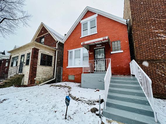 7604 S Vernon Ave., Chicago, IL 60619