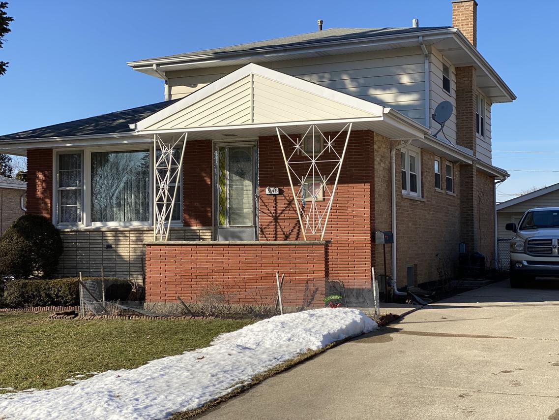 5148 W 83rd St., Burbank, IL 60459