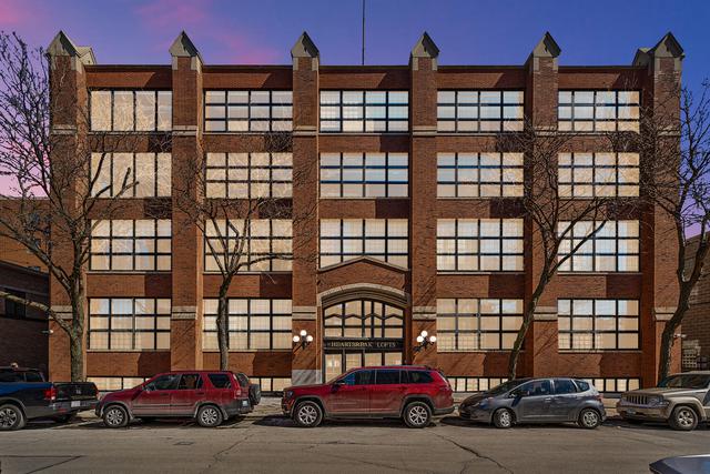 17 N Loomis St. #1F, Chicago, IL 60607