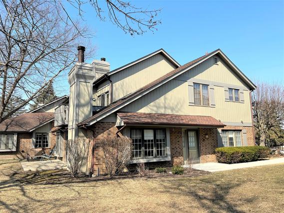 7925 Oak Knoll Ln., Palos Heights, IL 60463