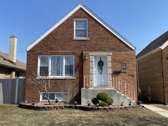 5607 S Meade Ave., Chicago, IL 60638