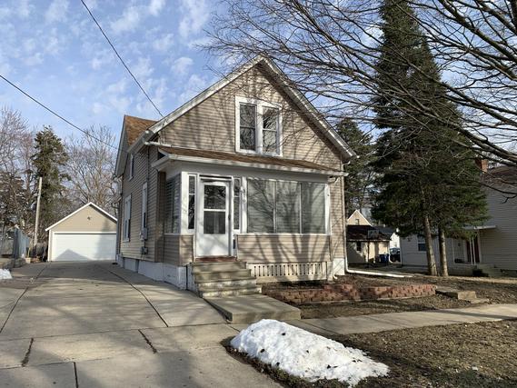 316 Howell Pl., Aurora, IL 60505