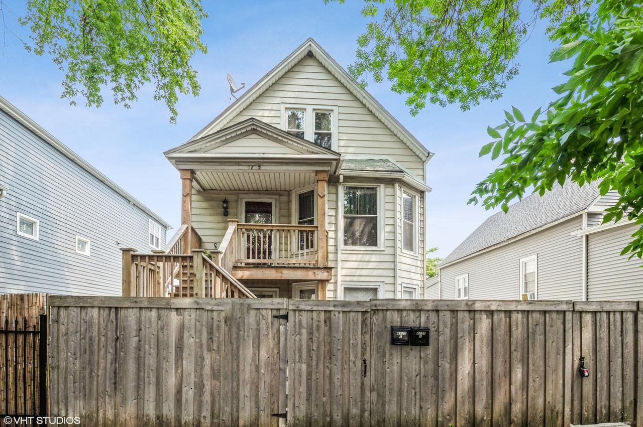 4135 N Saint Louis Ave., Chicago, IL 60618