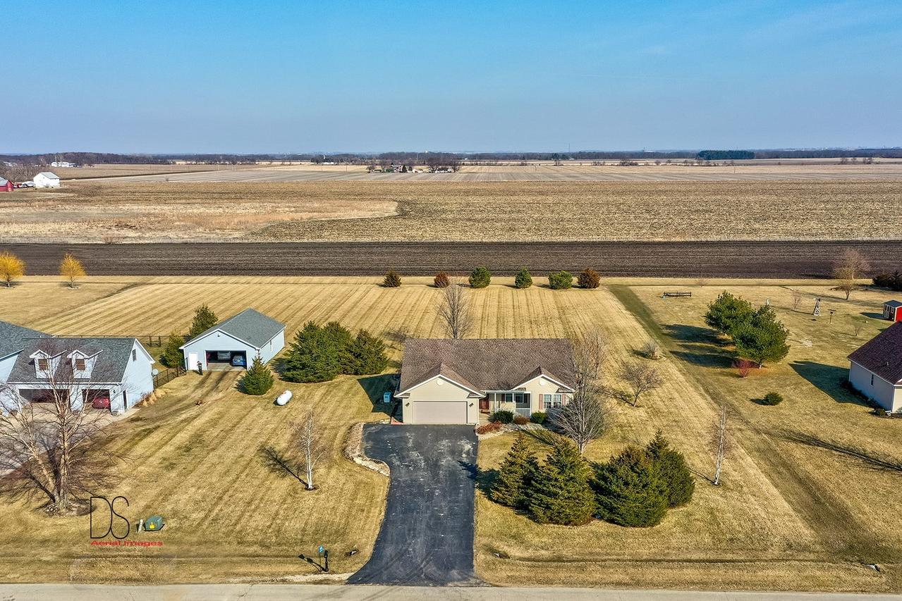 3976 E 2259th Rd., Serena, IL 60549