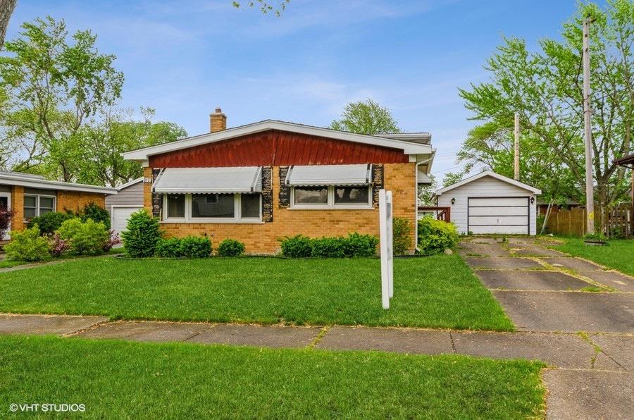 317 Constance Ln., Chicago Heights, IL 60411