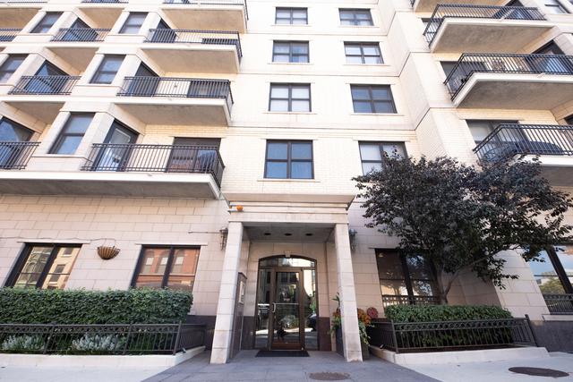520 N Halsted St. #402, Chicago, IL 60642