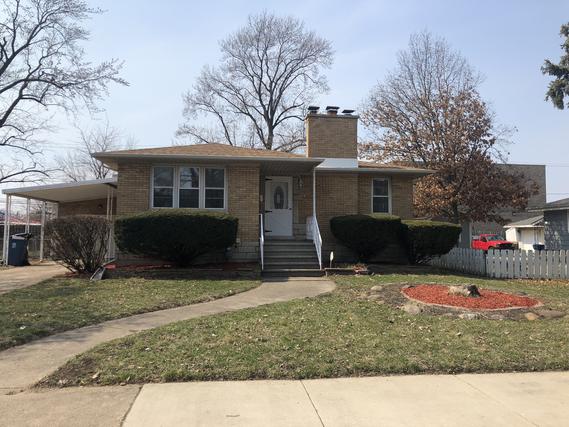 562 Hirsch Ave., Calumet City, IL 60409