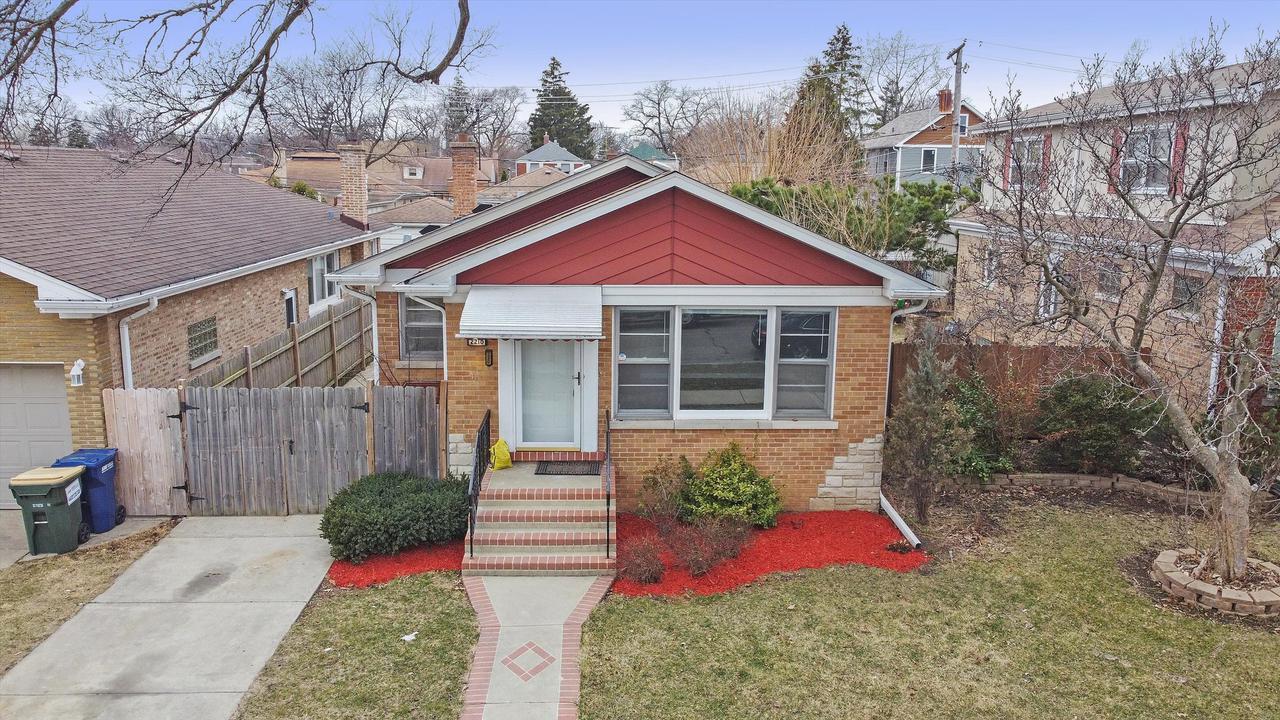 2210 N 76th Ave., Elmwood Park, IL 60707