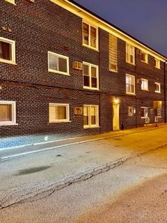 9307 Irving Park Rd. #15, Schiller Park, IL 60176