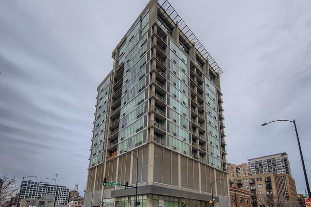 700 W Van Buren St. #1406, Chicago, IL 60607