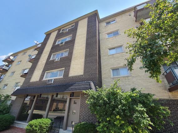 1247 S Harlem Ave. #301, Berwyn, IL 60402