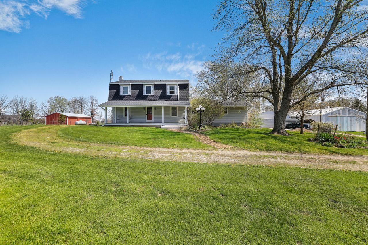 2528 County Road 600 E Rd., Dewey, IL 61840