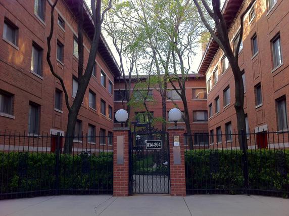 808 W Lakeside Pl. #103, Chicago, IL 60640