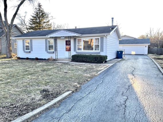 10236 S 82nd Ave., Palos Hills, IL 60465