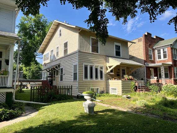 720 Seward St., Evanston, IL 60202