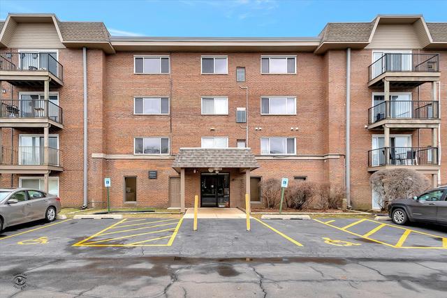 2301 Beau Monde Ln. #207, Lisle, IL 60532
