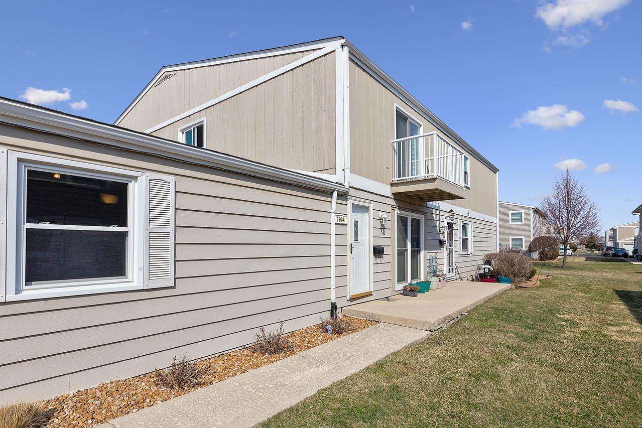 7964 164th Pl., Tinley Park, IL 60477