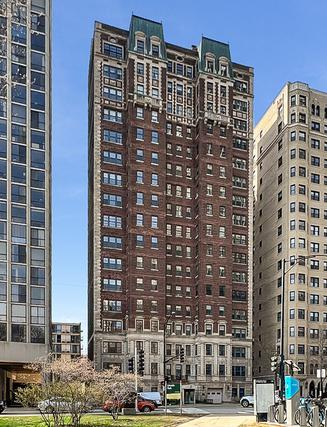 399 W Fullerton Pkwy. #14W, Chicago, IL 60614